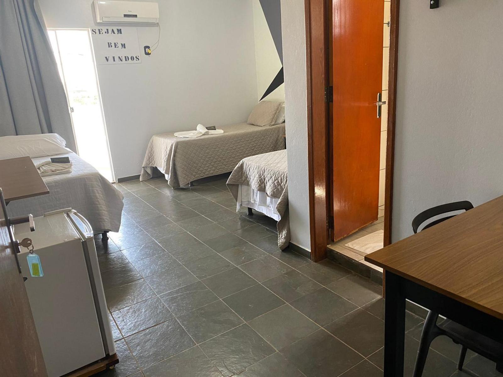 Hotel Avenida Plaza Querencia  Kültér fotó