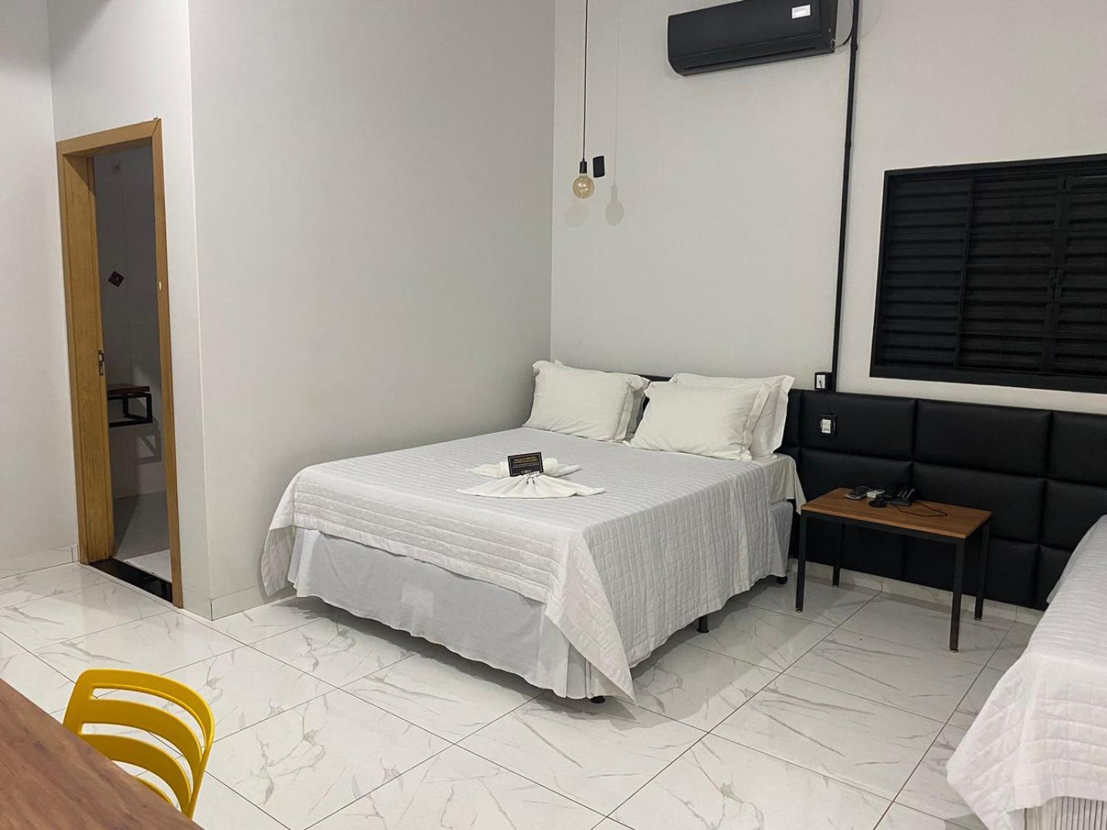 Hotel Avenida Plaza Querencia  Kültér fotó
